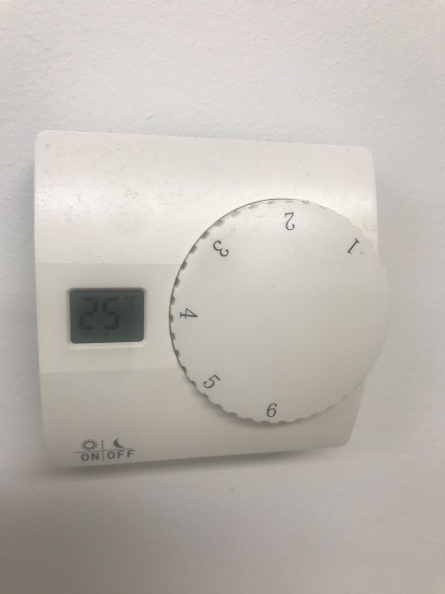 Trådløs gulvvarme - termostat og modtager test... Lav-det-selv.dk