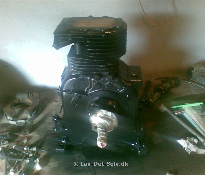 Briggs  Stratton model 23AFC...