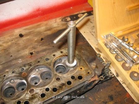 Morris Marina Part 3 - motorrenovering, fortsat.