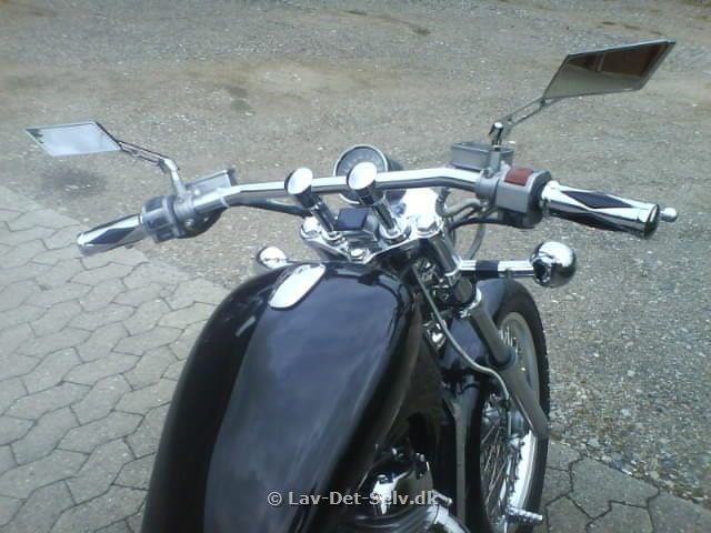 suzuki intruder