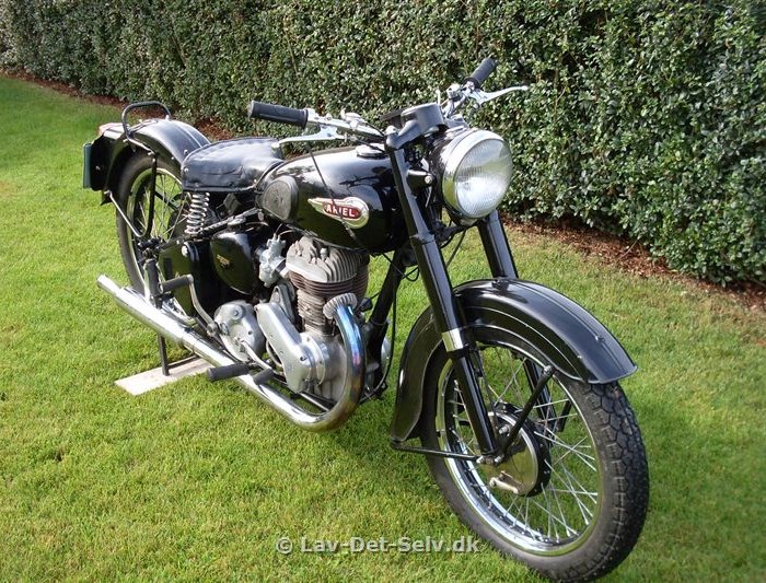 Ariel VB600