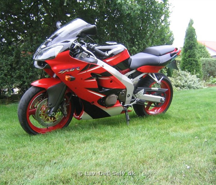 Kawazaki ZX600-R