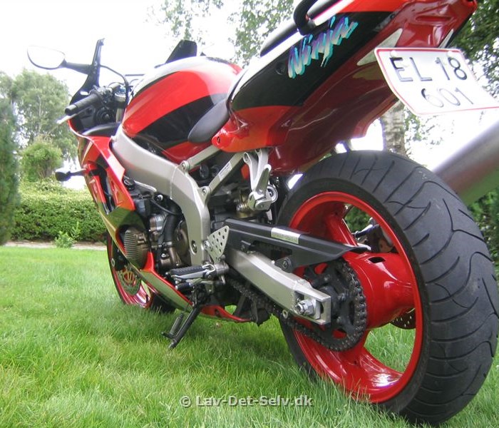 Kawazaki ZX600-R