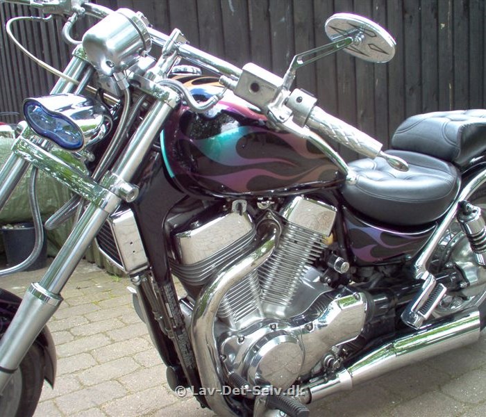 Intruder 1400