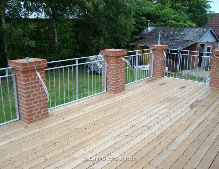 Terrasse til 1,5 plans hus part 2