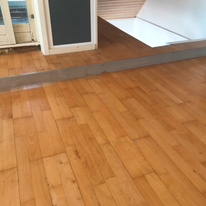 Skævt gulv på første sal