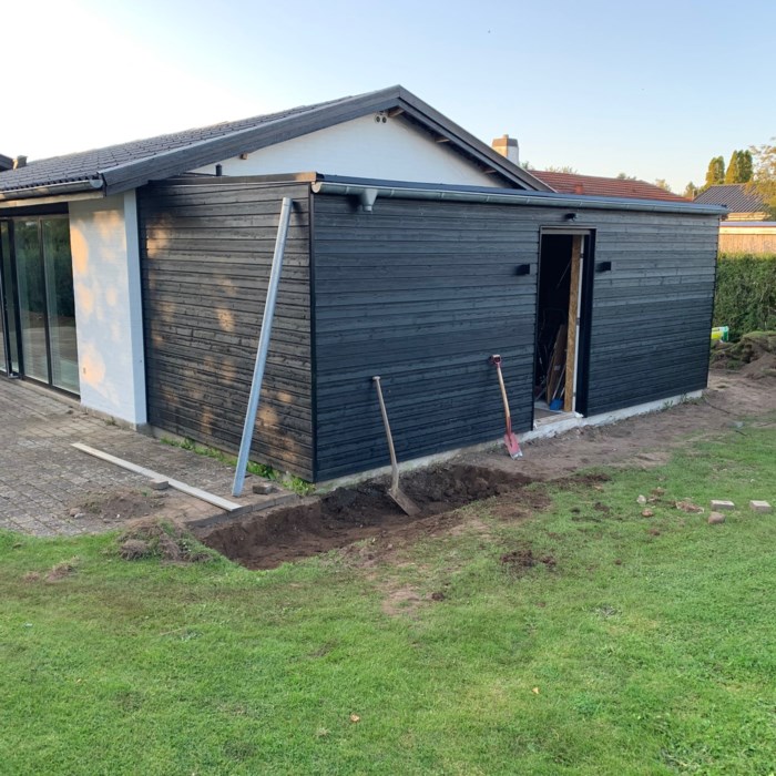 20m2 Isoleret skur på husgavl