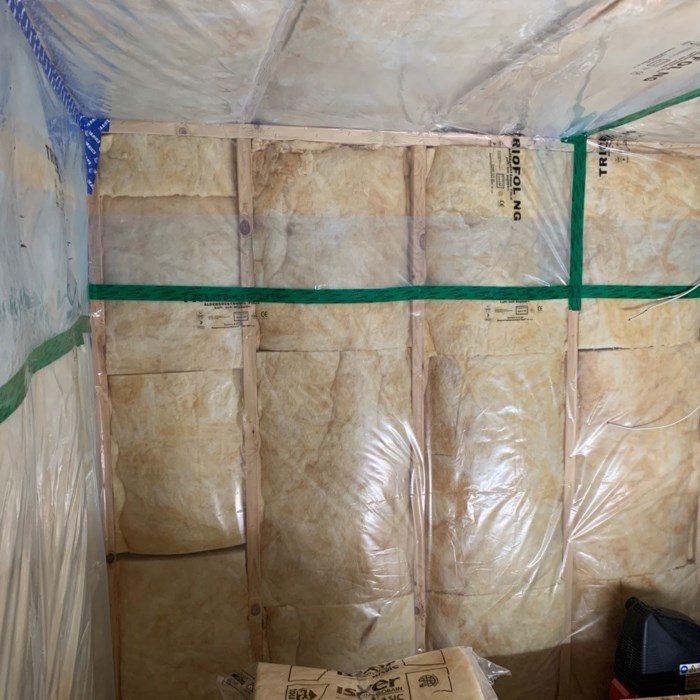 20m2 Isoleret skur på husgavl