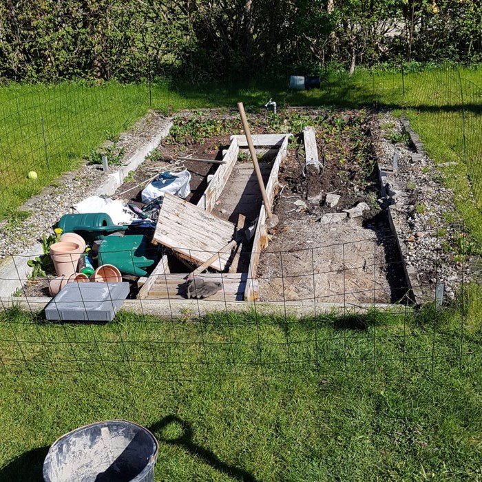 Terrasse med højbede