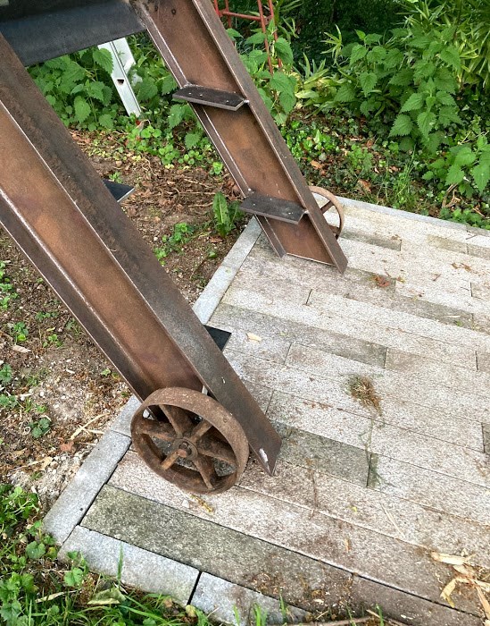 Et hus i et træ