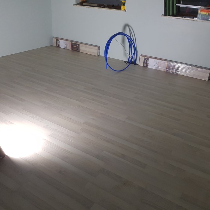 Let gulvvarme i kontor