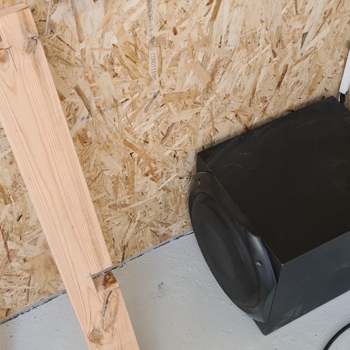 Hjemmelavet carport med værksted