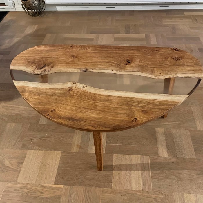 Epoxy sofa bord