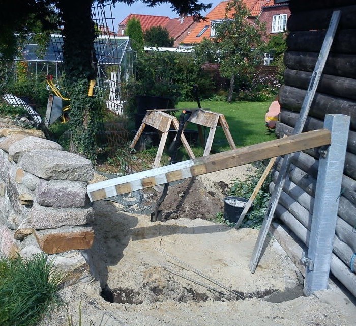 Selvlukkende havelåge