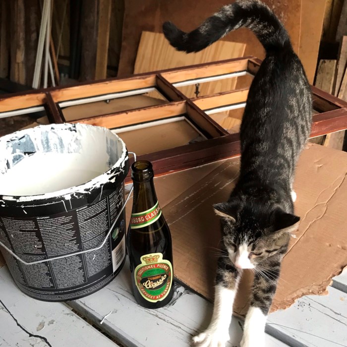 skifte glas og male gamle vinduer