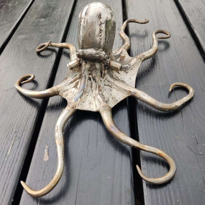 Blæksprutte som gallionsfigur...