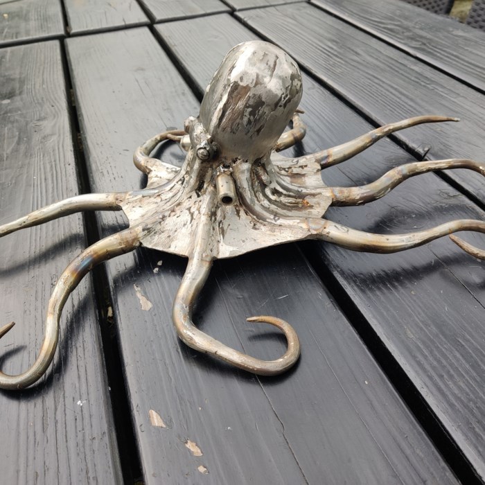 Blæksprutte som gallionsfigur...