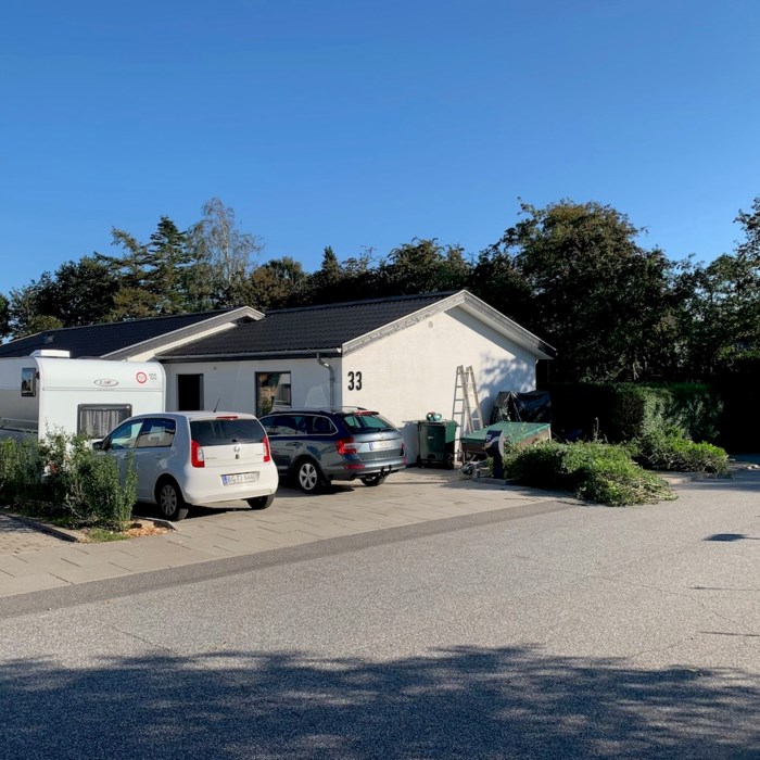 14m2 cykelskur på gavl af hus
