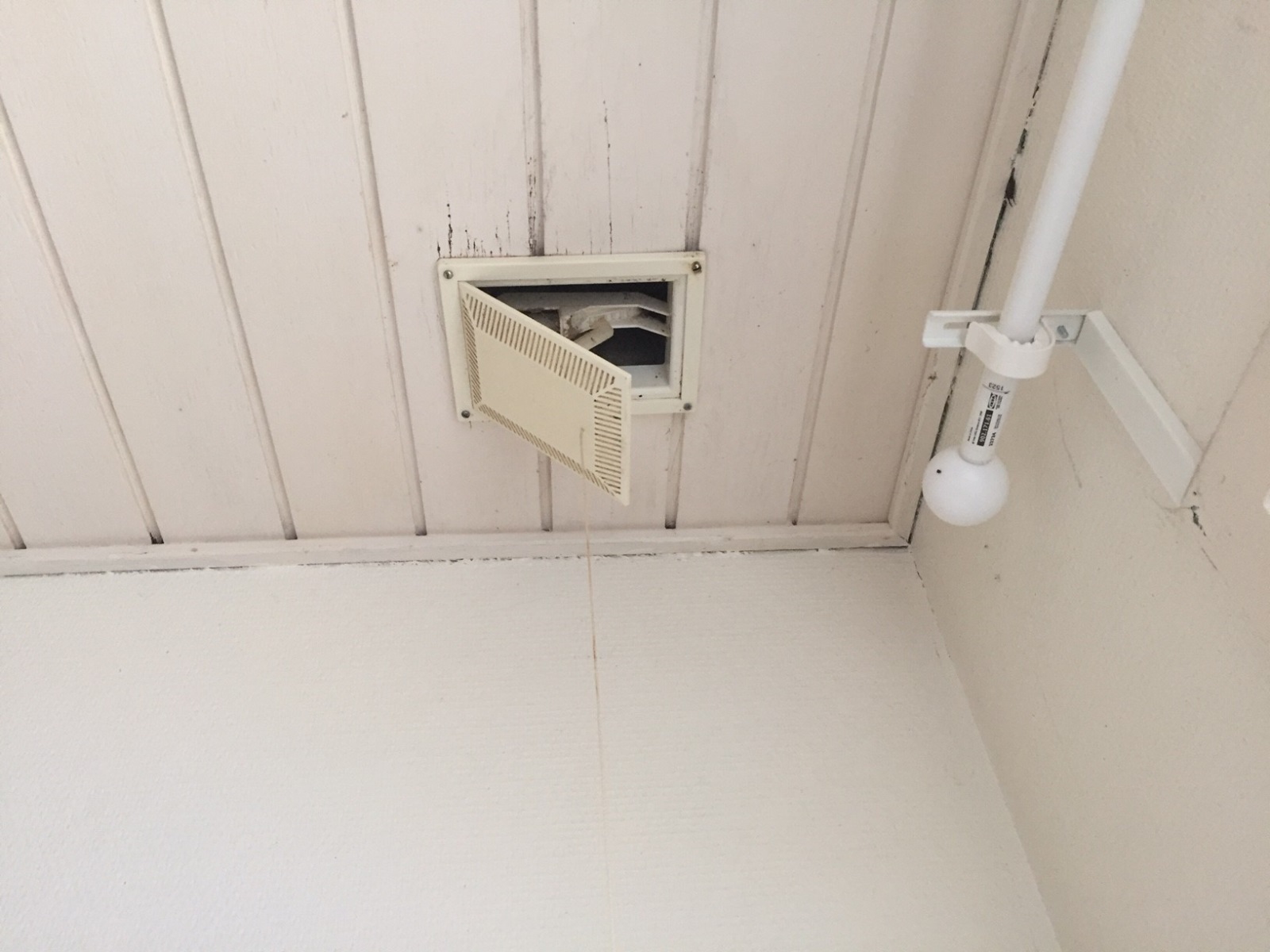 Udluftning pÃ¥ badeværelse lav det selv.dk Stue og havecenter dragør